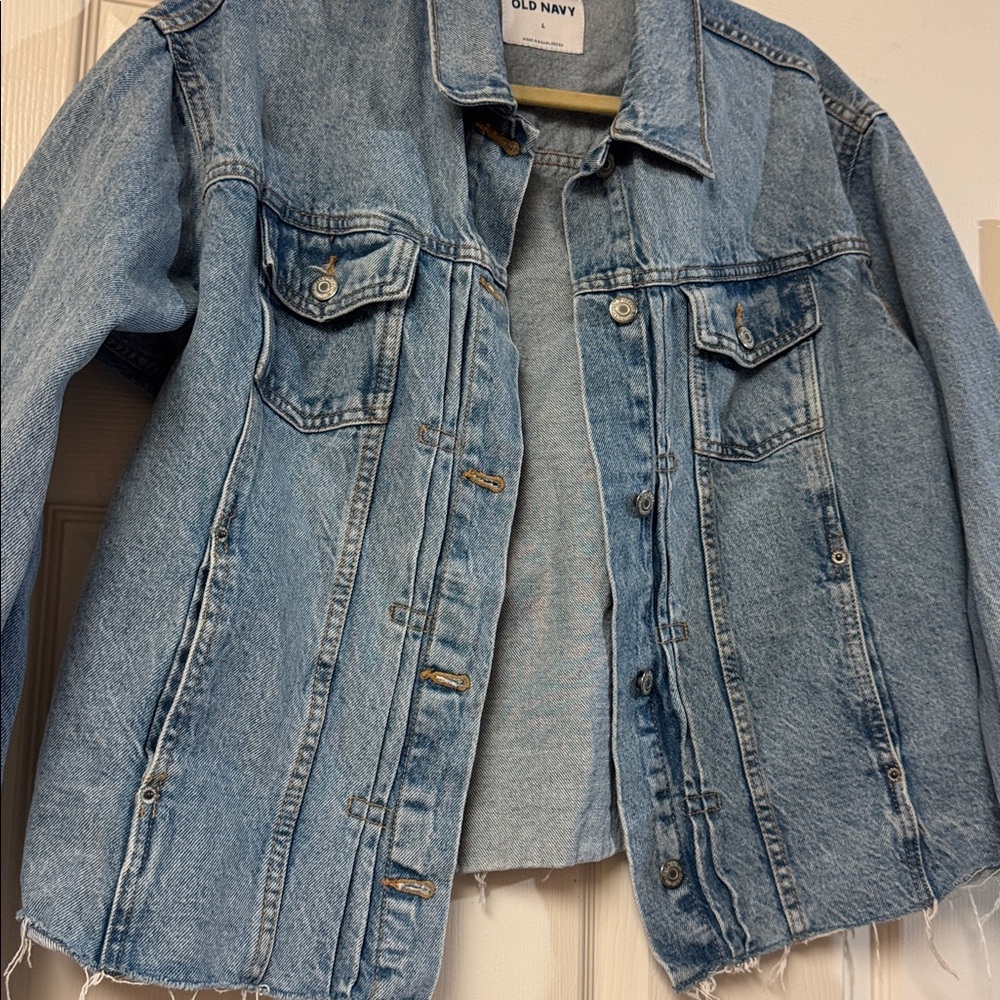 Old Navy Women's Light Blue Jean Jacket denim distressed oversized L - Picture 3 of 6